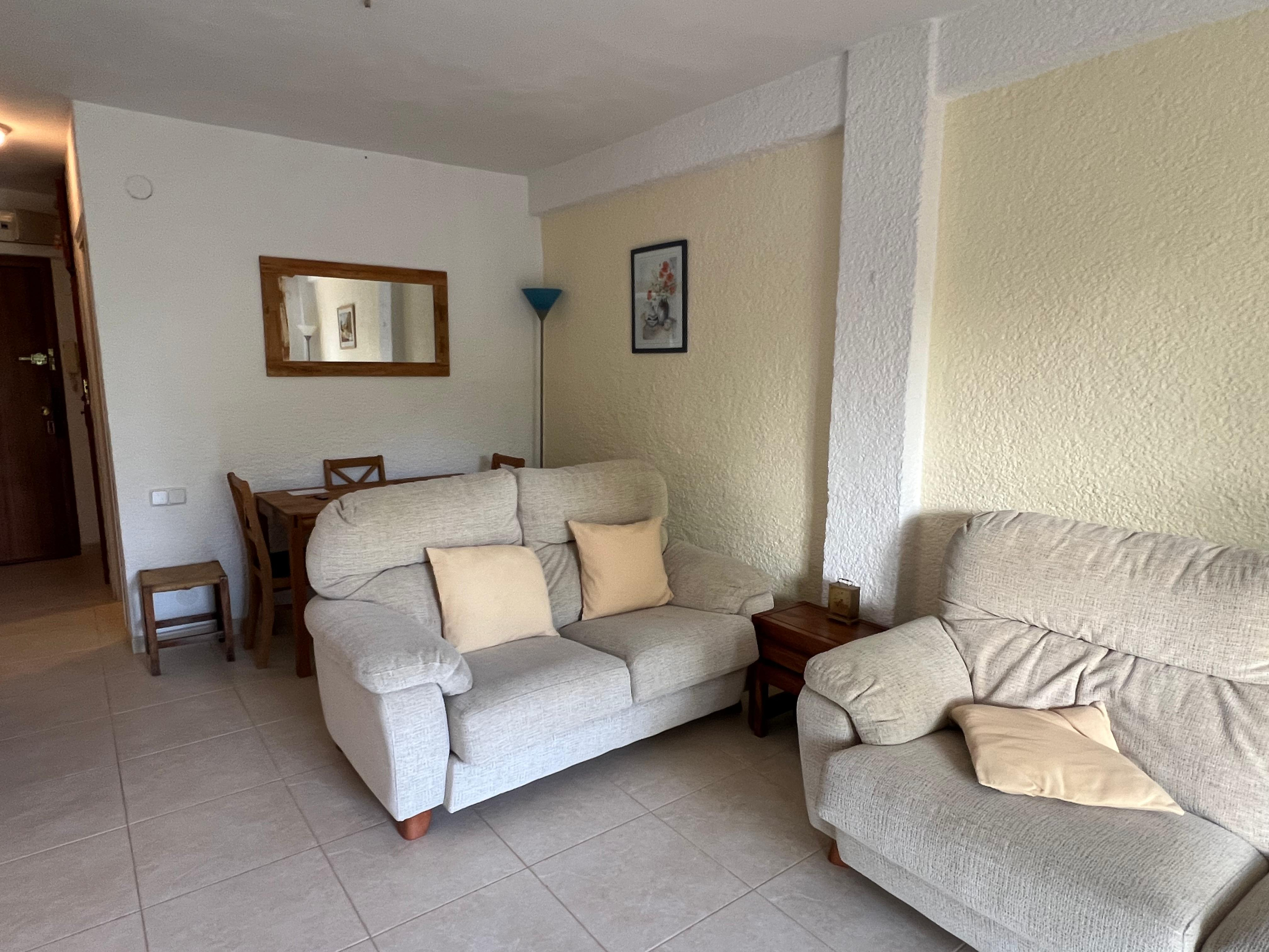 WhatsApp Image 2025-11-10 at 13.50.58 (3)