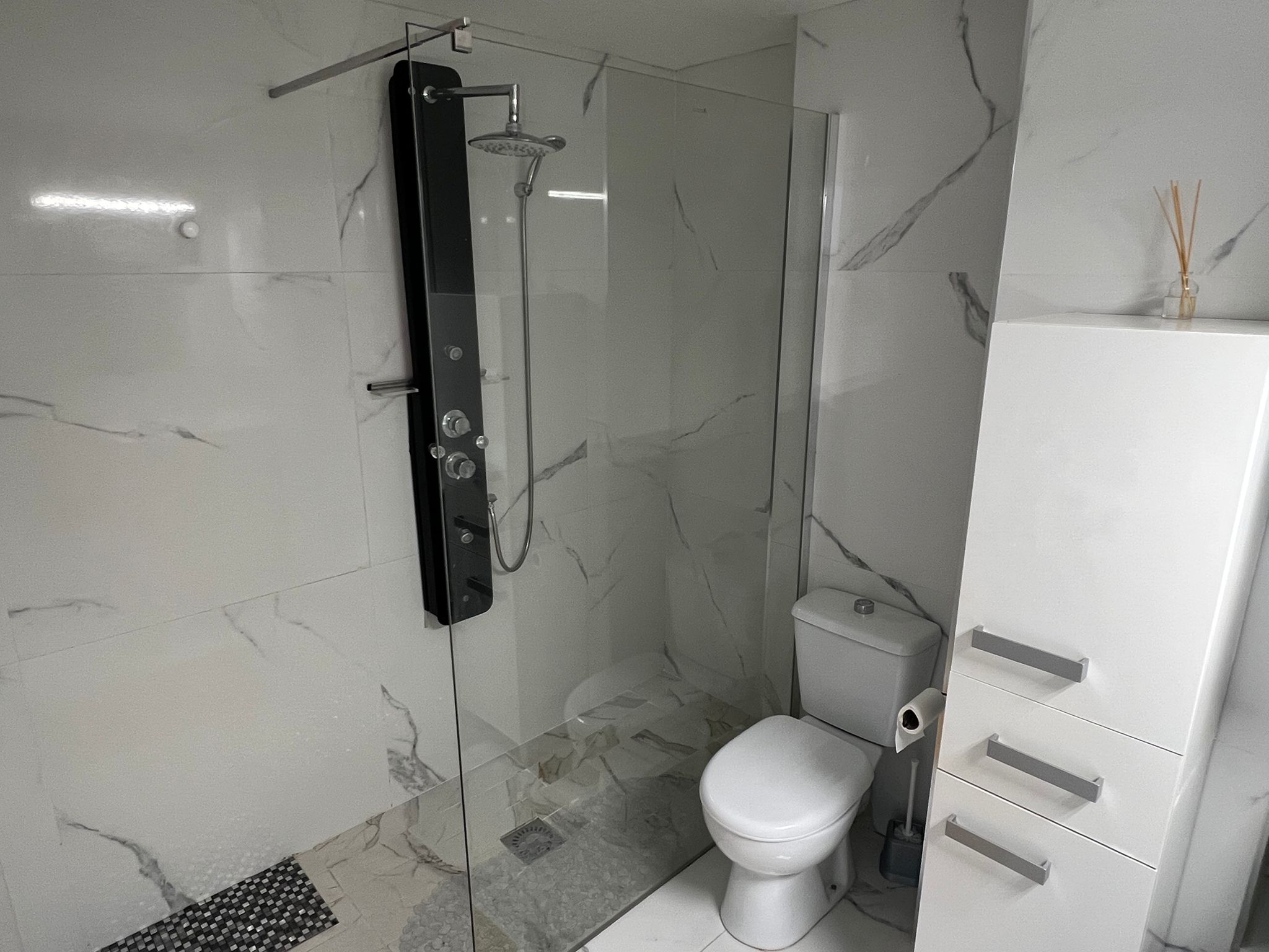 3178a855-0c7b-4c3f-a1a5-e2fe4056de48