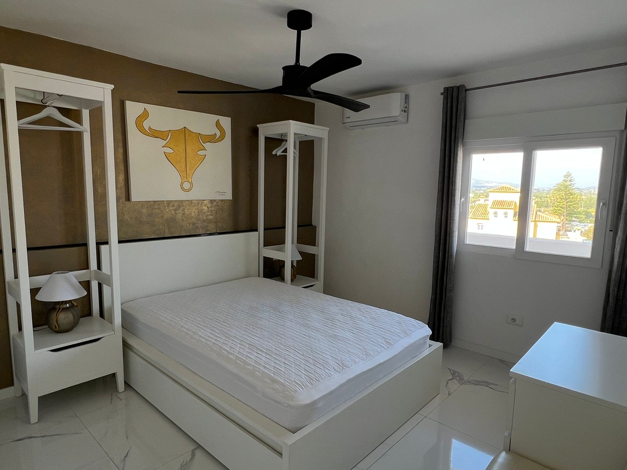 ef2588d5-4d3e-47ed-8983-967727ca72fd